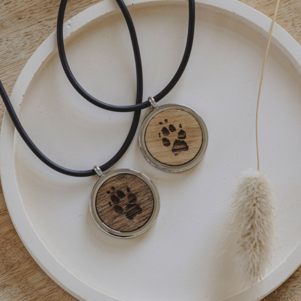 Pfotenabdruck-Kette, Timber Tracks, Eiche, 50 cm