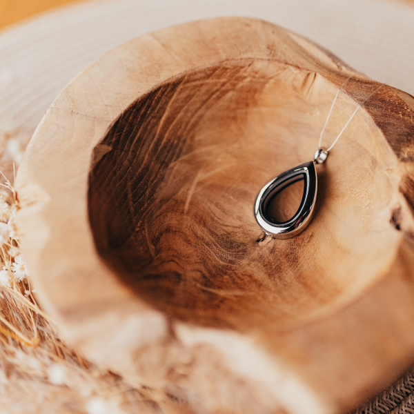 Ascheanhänger Tropfen