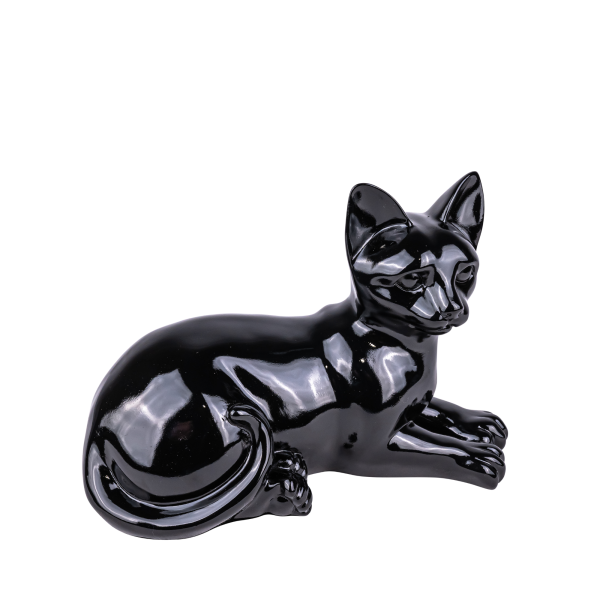 Kunstharzurne liegende Katze