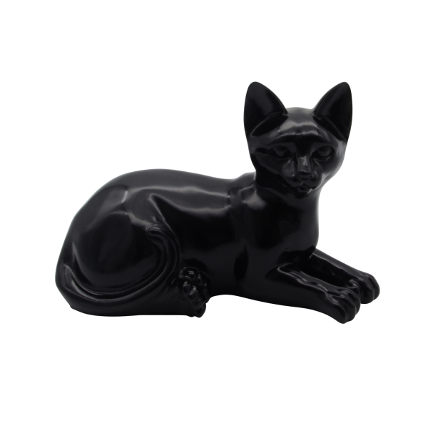 Kunstharzurne liegende Katze