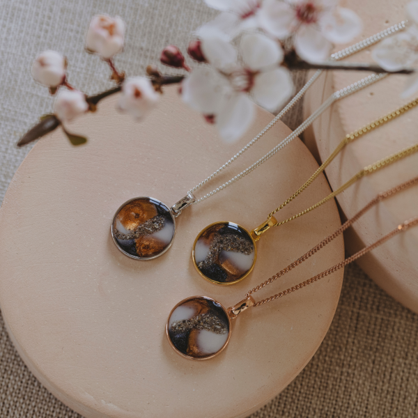 Aschekette Little Tricolor