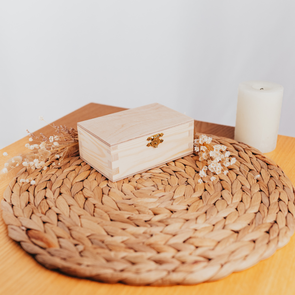 Naturholzkästchen