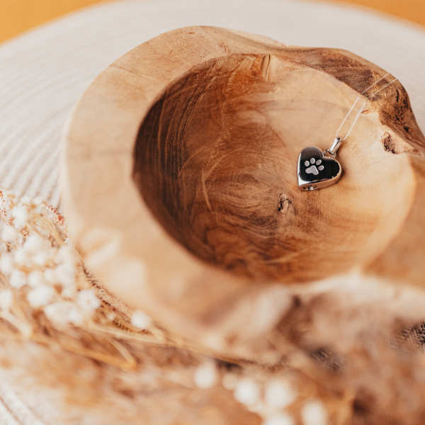 Ascheanhänger Herz mit Pfote