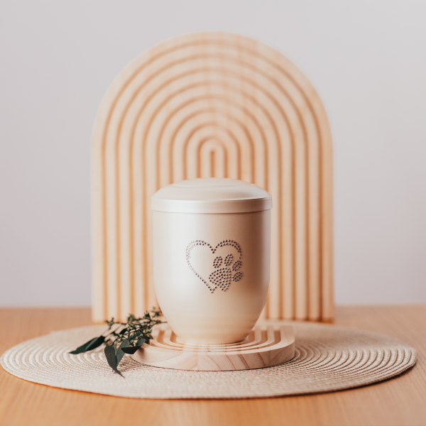 Kupferurne bauchig mit Kristallsteinen