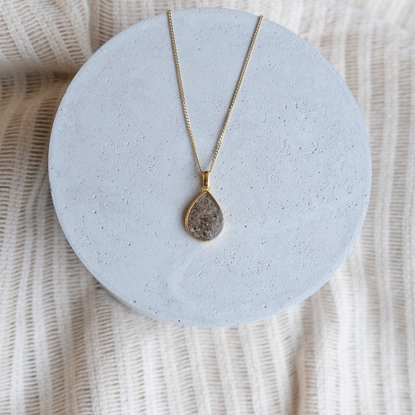 Aschekette Earth Tear