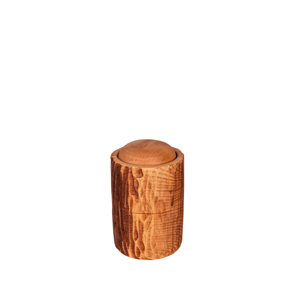 Handgefertigte Holzurne in Schnitzoptik