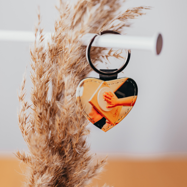 Schlüsselanhänger aus Kunstleder