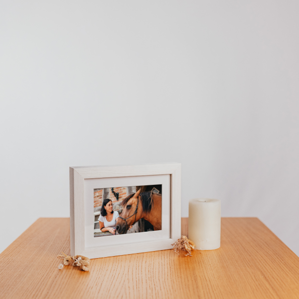 Bilderrahmen-Urne - Handgefertigte Erinnerungsstücke von ganz besonderen Menschen