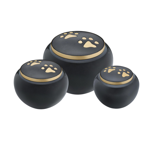 Messingurne mit zwei Pfoten