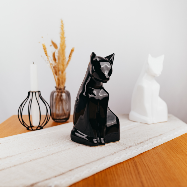 Keramikurne Katze stehend