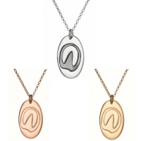 Kette mit ovalem Hufabdruckanhänger Kette mit ovalem Hufabdruckanhänger