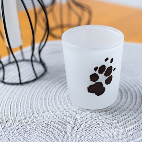 Teelichthalter aus Glas, außen satiniert