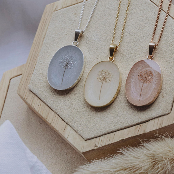 Asche- und Fellkette Blowball Ovate