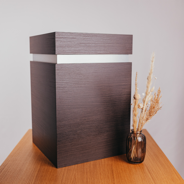 Holzurne Pferd, Sarkophag