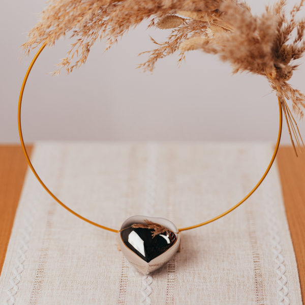 Metallurne Herz, silber glänzend