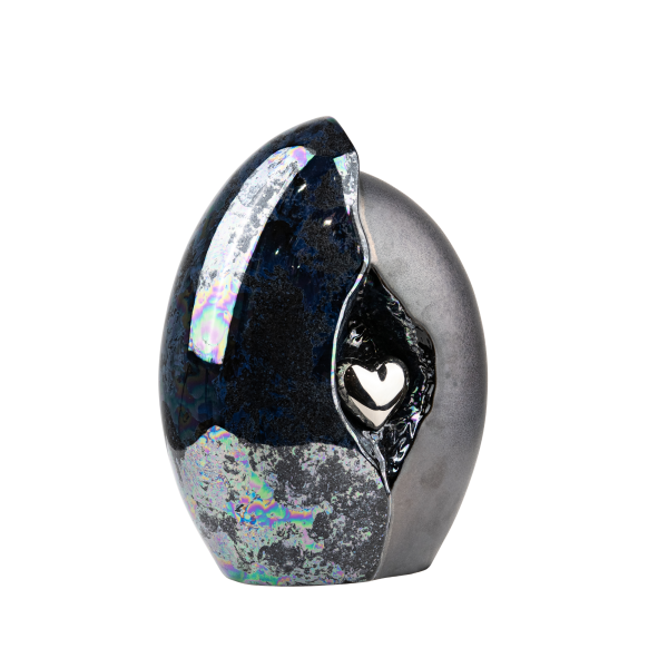 Keramikurne mit Herz
